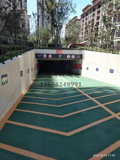 西安停車場(chǎng)車位劃線多少錢一個(gè)，西安停車場(chǎng)劃線施工的價(jià)格？