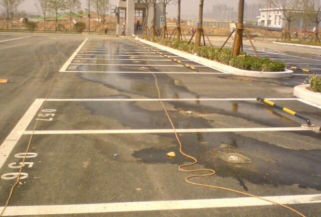道路劃線，車位劃線，停車位劃線