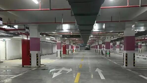 蘇州道路劃線分析，環(huán)氧地坪施工時地面油漬污垢解決的方法？
