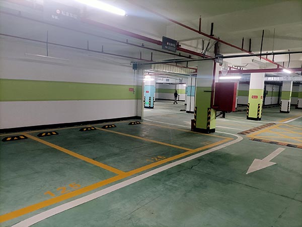 南京停車(chē)位劃線施工過(guò)程中有哪些注意事項(xiàng)？