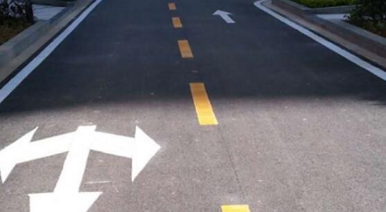 蘇州小區(qū)道路劃線施工方案  小區(qū)道路劃線施工方案怎么寫？