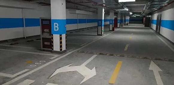 蘇州劃停車位線多少錢一個，價格取決于哪些因素？