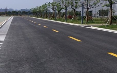 蘇州馬路劃線找什么公司？飛揚市政為您量身定制專業(yè)服務(wù)