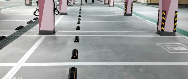 合肥車(chē)位劃線解析，地下車(chē)庫(kù)減速帶設(shè)置原則？