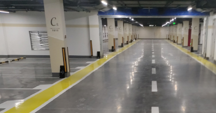 蘇州小區(qū)停車位劃線施工的價錢 ？