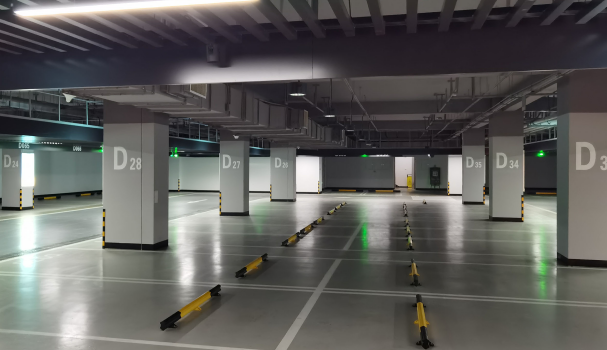 蘇州吳江畫車位找誰，飛揚(yáng)市政為吳江打造完美車位解決方案！