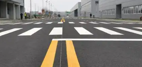 蘇州工廠車間劃線施工選哪家？專業(yè)團隊助力工廠規(guī)范生產(chǎn)